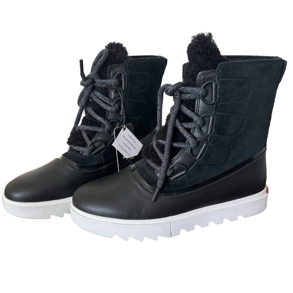 Sorel Joan of Arctic Next Lite Shearling Trimmed Suede Boots Size 9